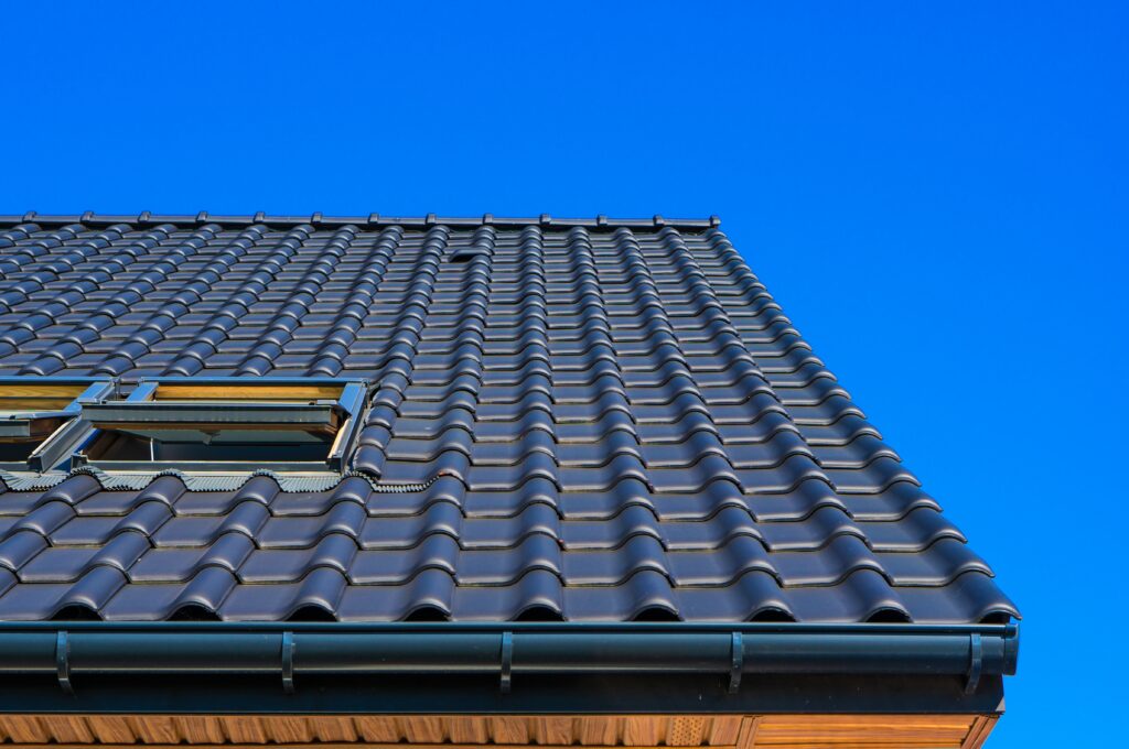 How Concrete Roof Tiles Help Regulate Indoor Temperatures