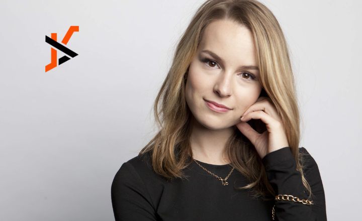 Bridgit Mendler net worth